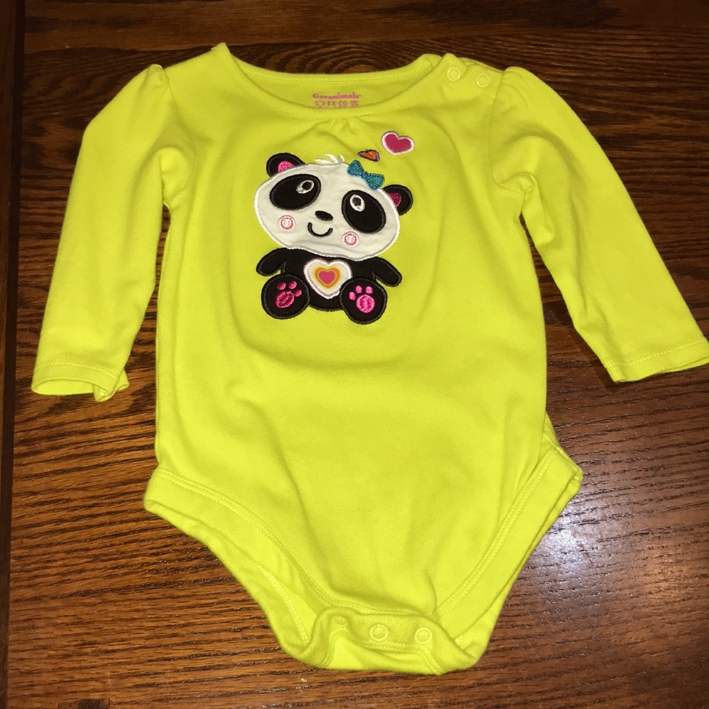 Baby Girl’s Onesie Shirt Size 12M